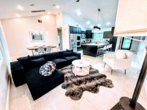 S&H Unlimited Luxury West Palm 3 Bedroom Home